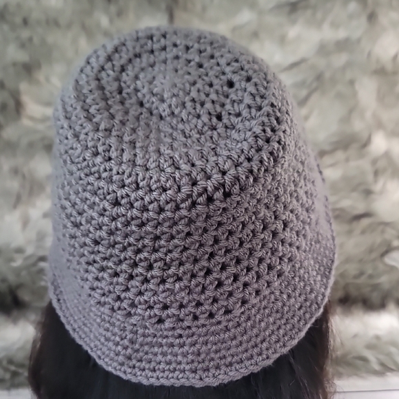 Gray Knit Women's Hat - Picture 5 of 14